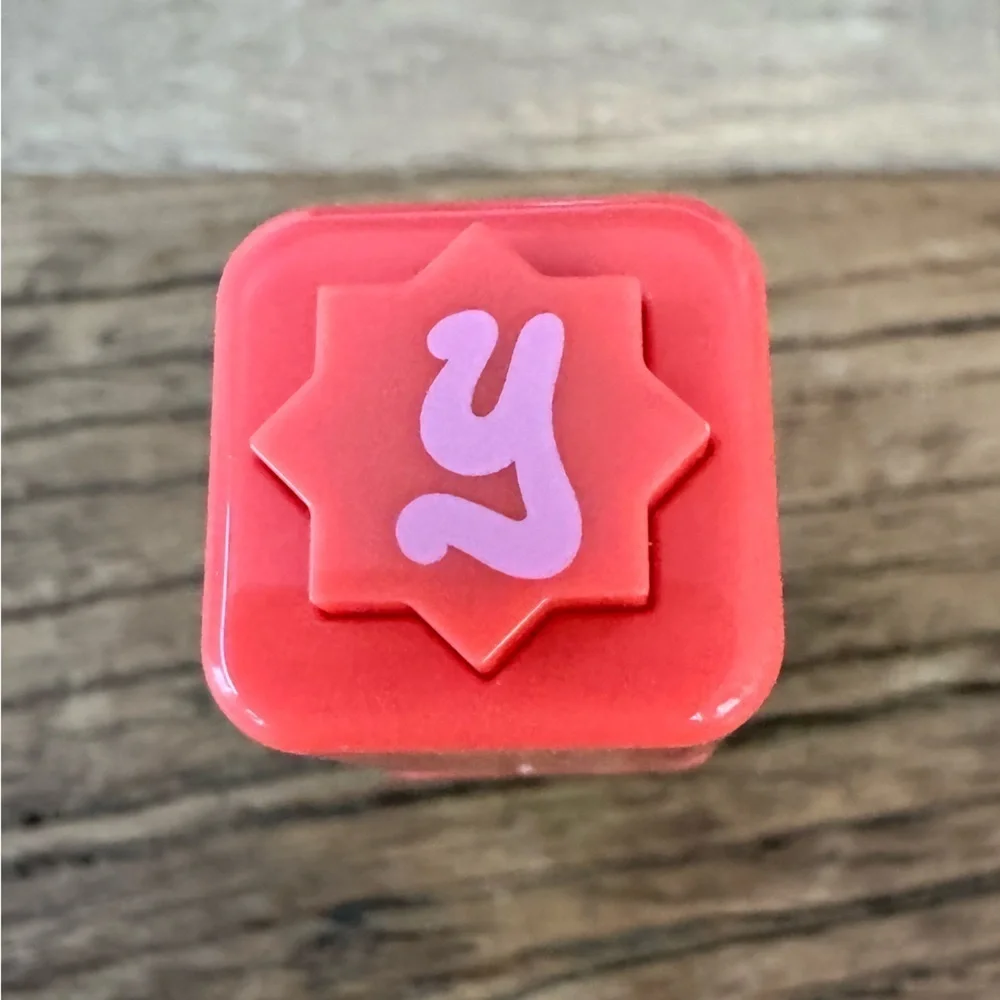 NEW IN BOX Youth Foria BYO Color Changing Blush Oil ~ Chemical Reaction 🥰